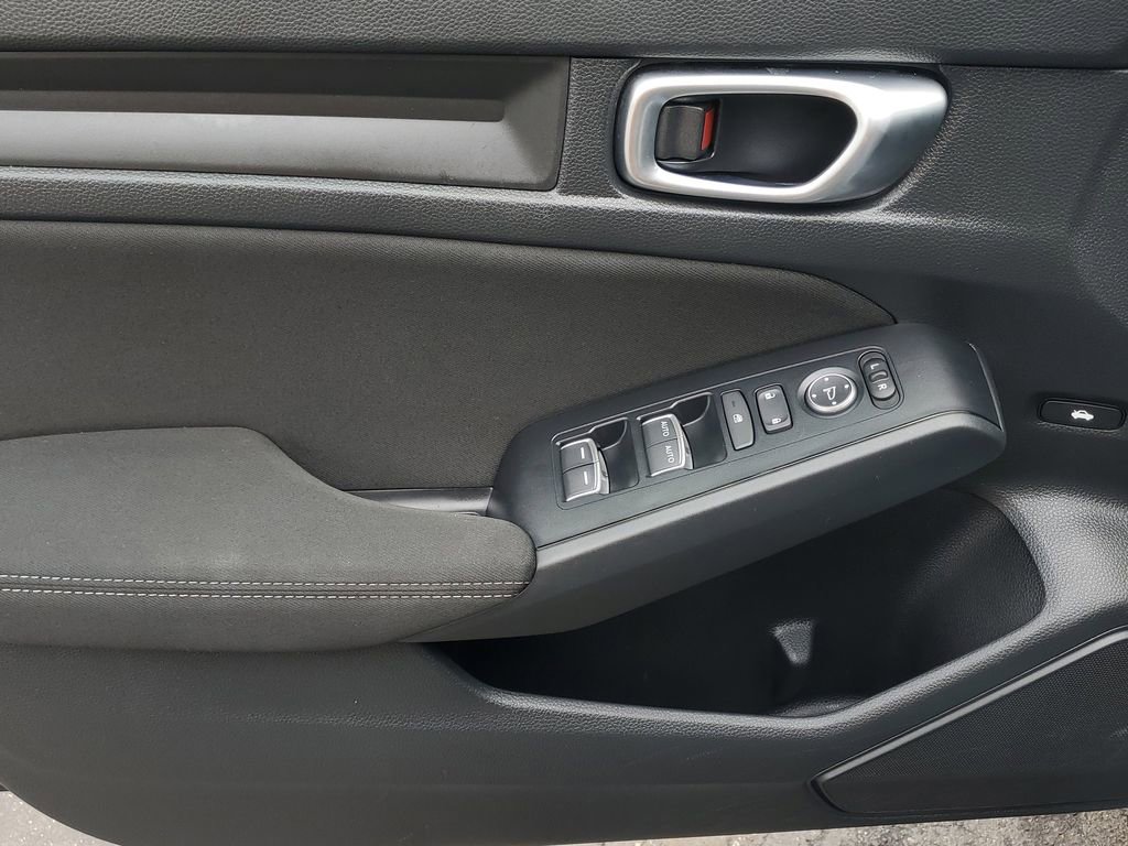 Used 2024 Honda Civic Sport image 11