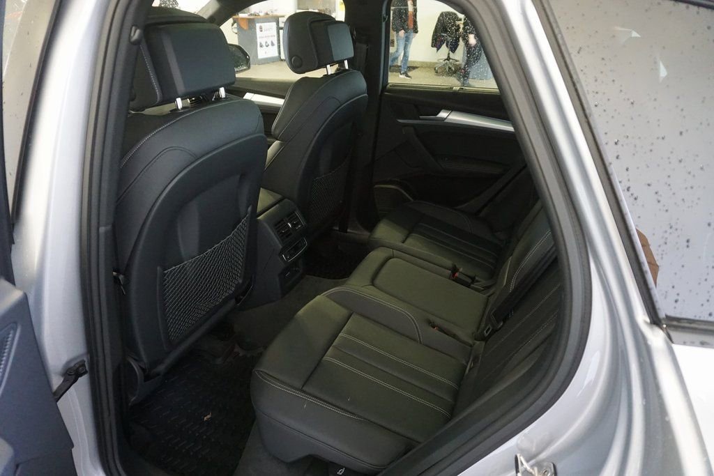 Used 2024 Audi Q5 2.0T Prestige w/ Prestige Package image 23