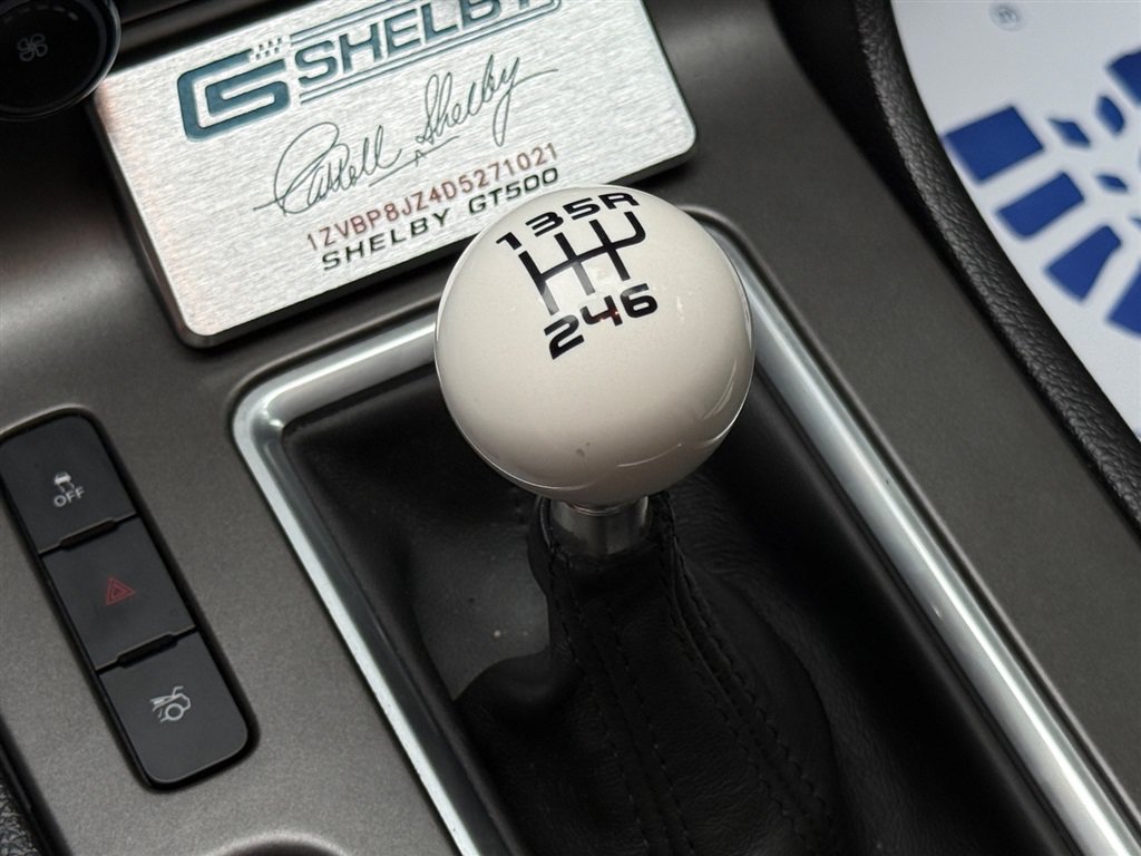 Used 2013 Ford Mustang Shelby GT500 RWD image 45