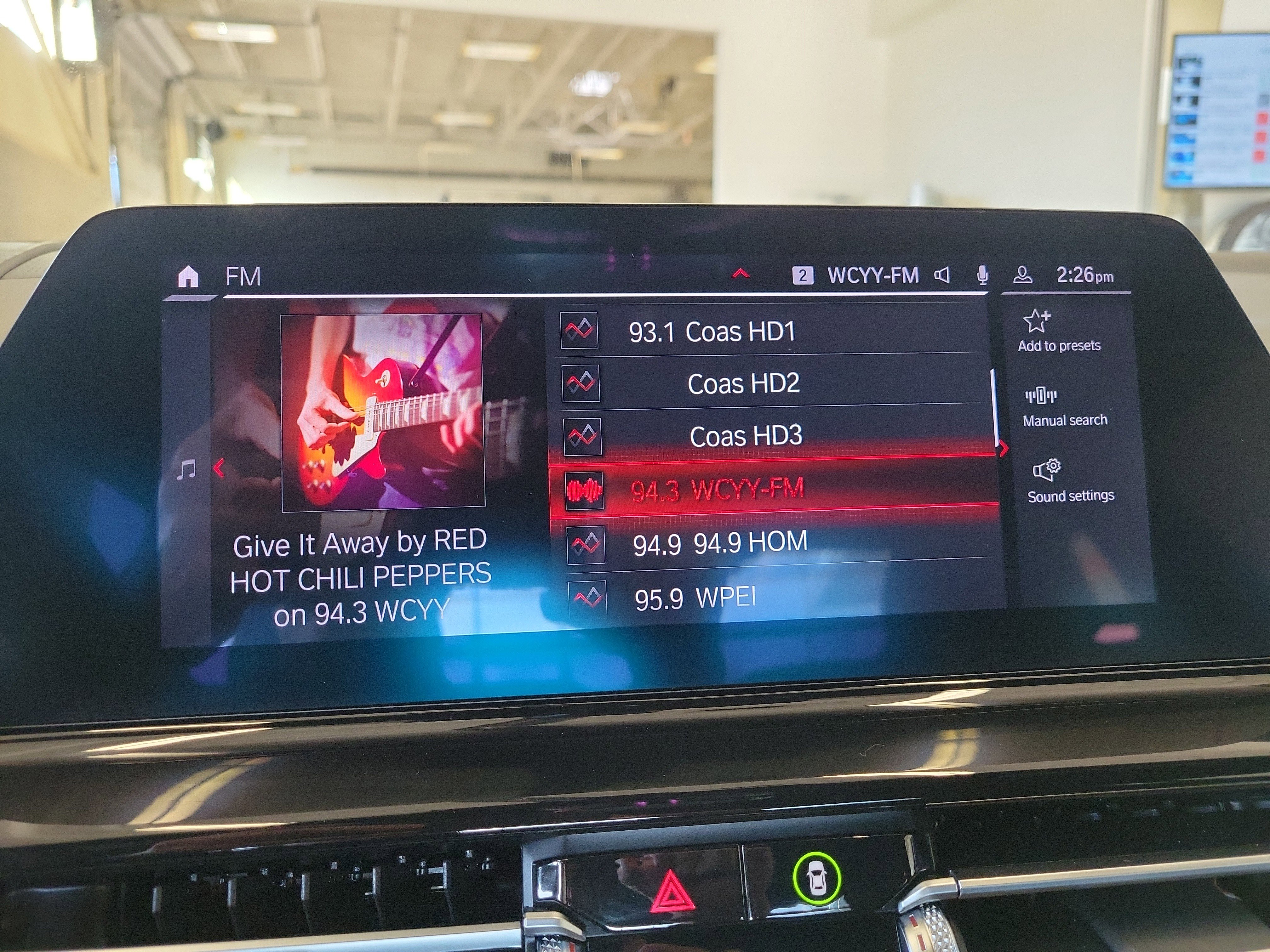 Used 2020 BMW M8 Coupe w/ M Carbon Exterior Package image 25