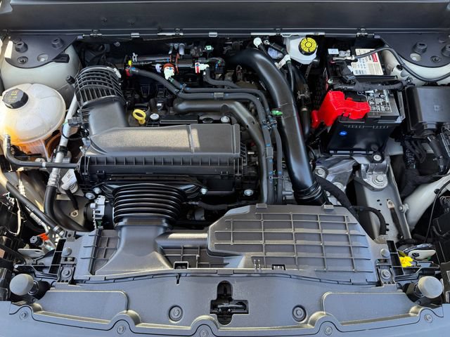 Used 2025 Ford Maverick XL w/ Equipment Group 102A AWD/4WD image 21
