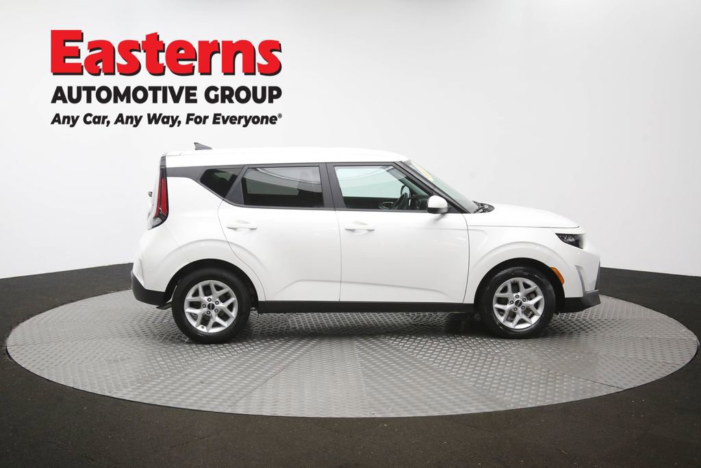 Used 2024 Kia Soul LX w/ Option Group 015 FWD image 44