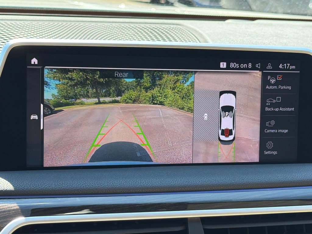 Used 2022 BMW 740i w/ Premium Package RWD image 33
