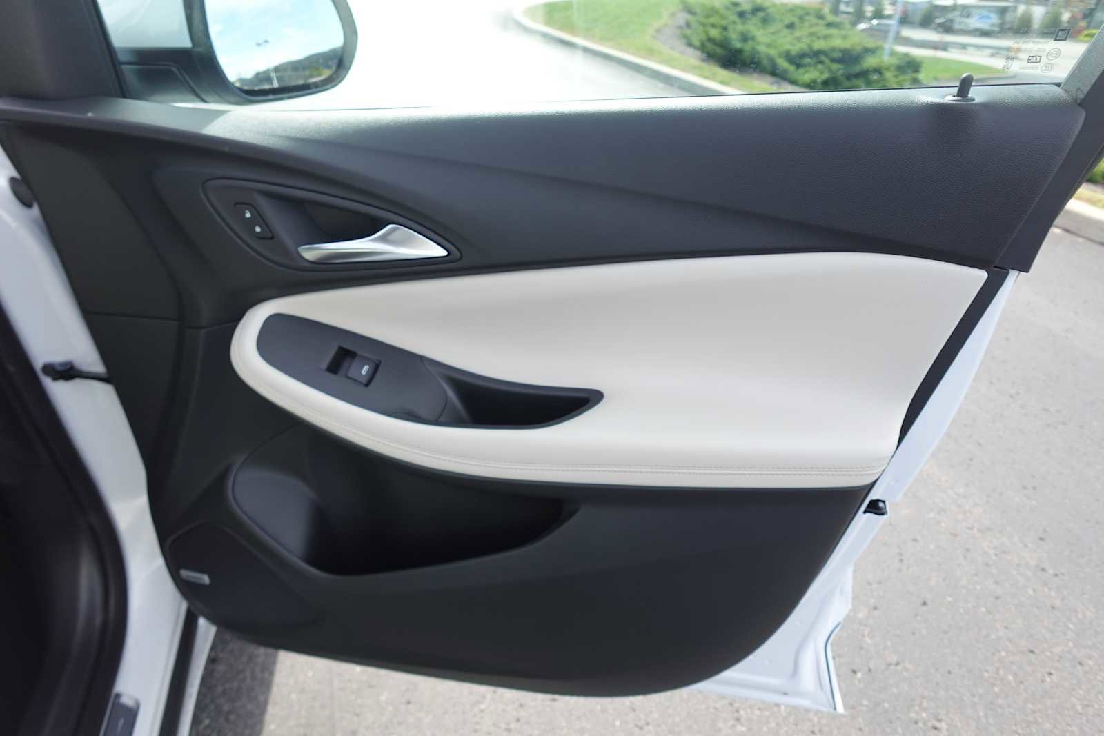 New 2026 Buick Encore GX Avenir w/ Avenir Convenience Package image 27