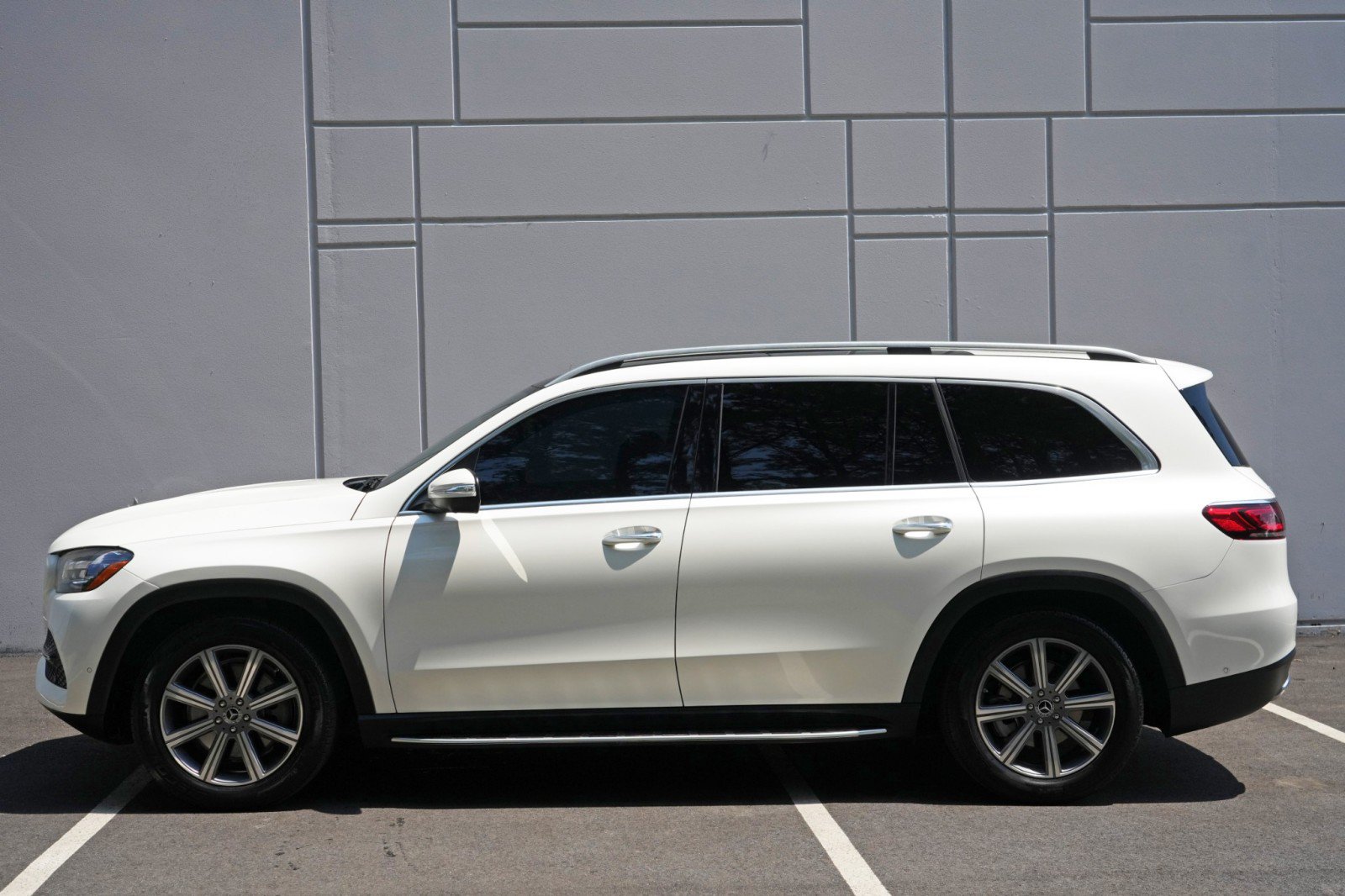 Used 2022 Mercedes-Benz GLS 450 4MATIC w/ Warmth & Comfort Package image 57