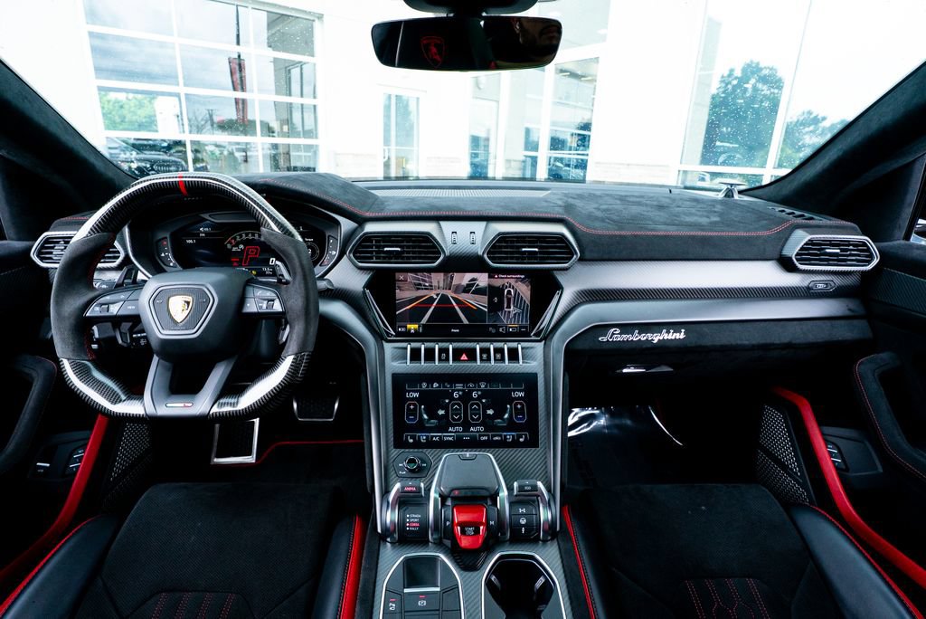Used 2024 Lamborghini Urus Performante AWD/4WD image 62