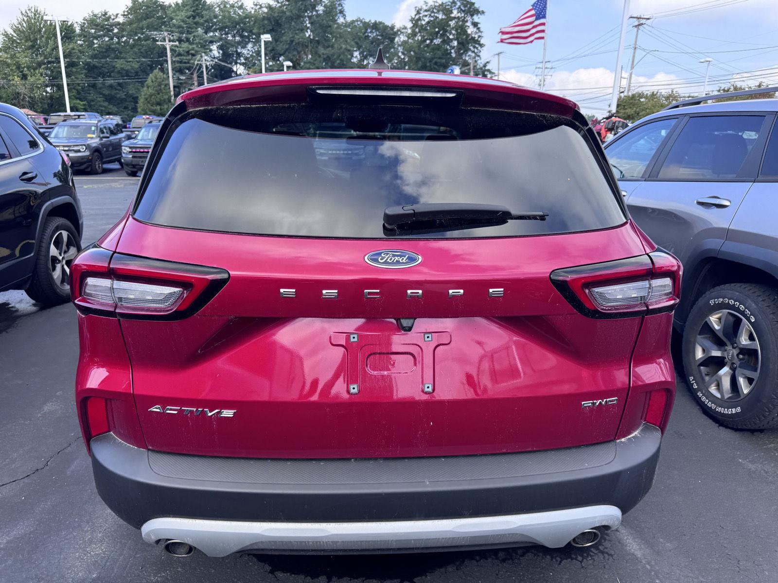 Used 2023 Ford Escape Active AWD/4WD image 5