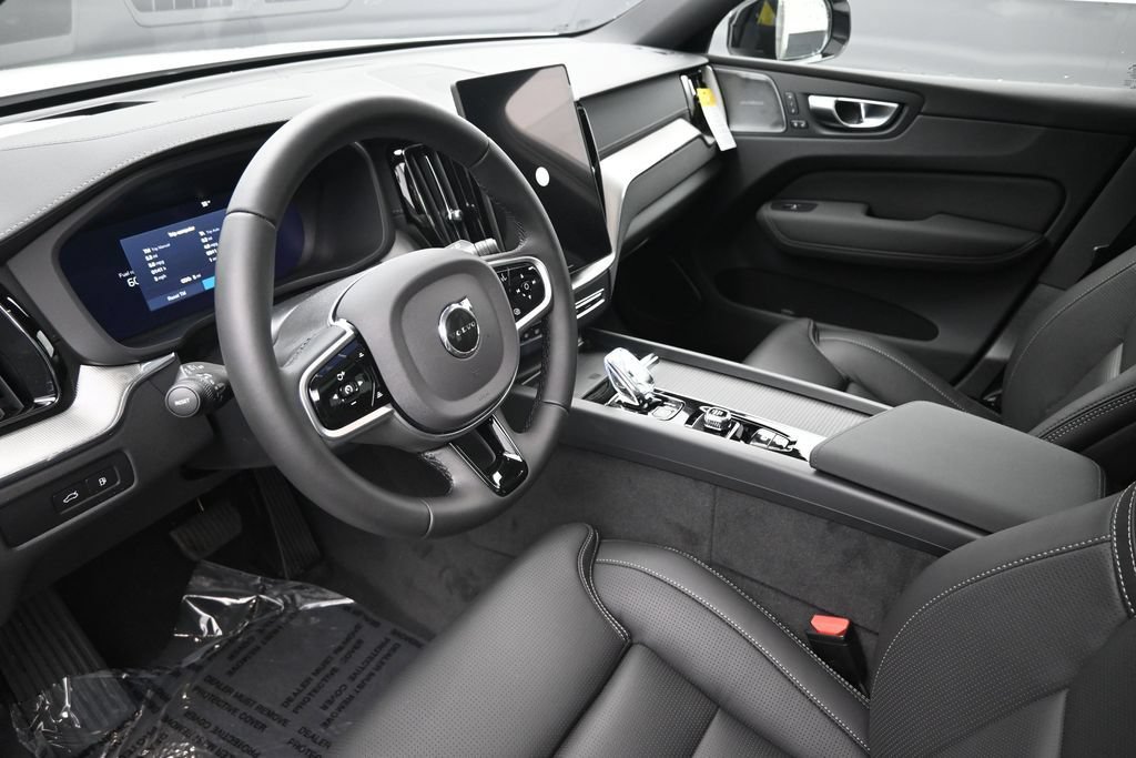New 2026 Volvo XC60 T8 Ultra w/ Climate Package AWD/4WD image 16