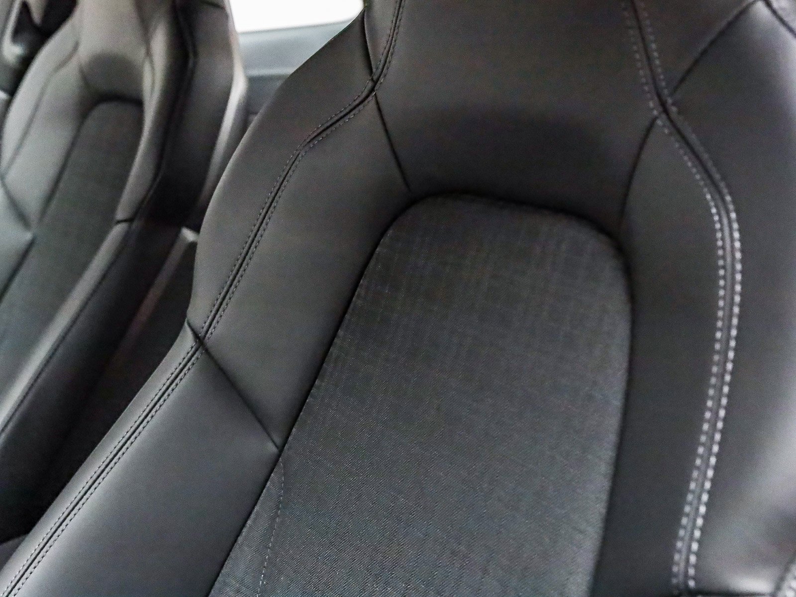 Used 2025 Porsche 911 Carrera T image 19