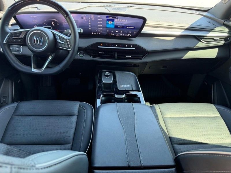 Used 2025 Buick Enclave Sport Touring w/ Super Cruise Package FWD image 11