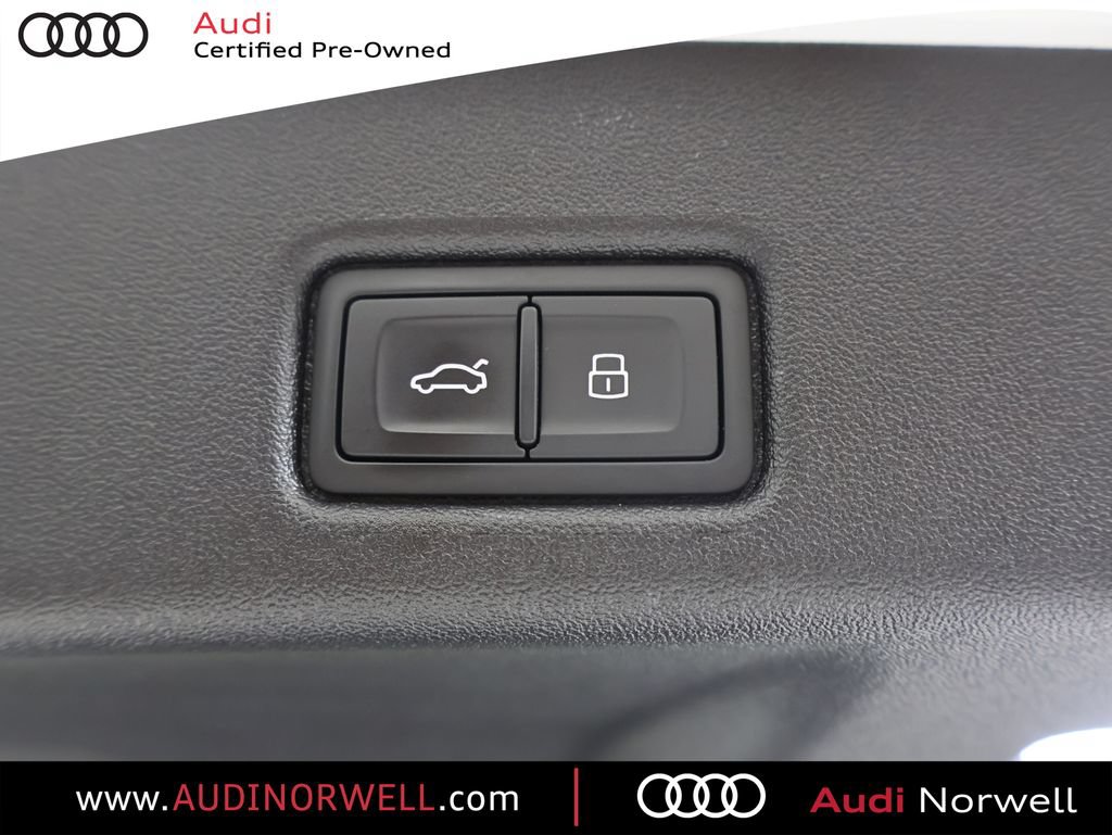 Certified 2025 Audi Q5 Premium w/ Convenience Package AWD/4WD image 17
