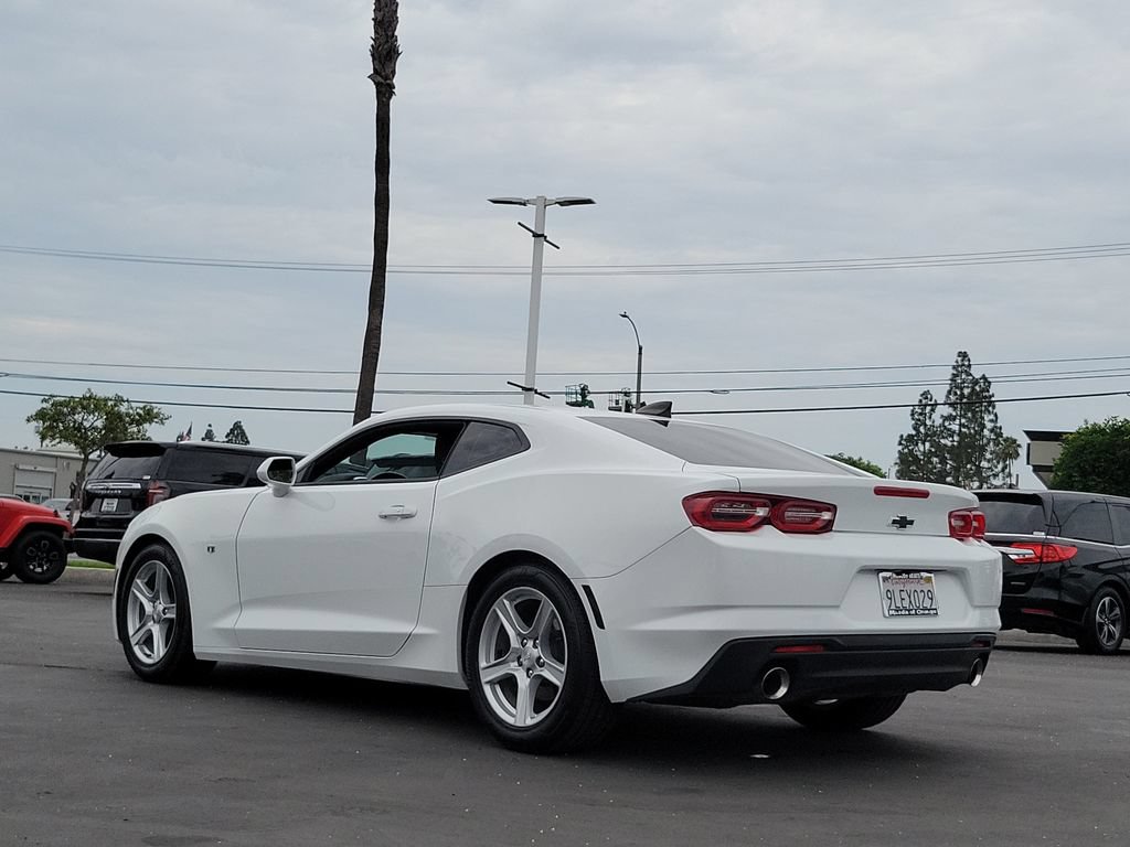 Used 2023 Chevrolet Camaro LT RWD image 2