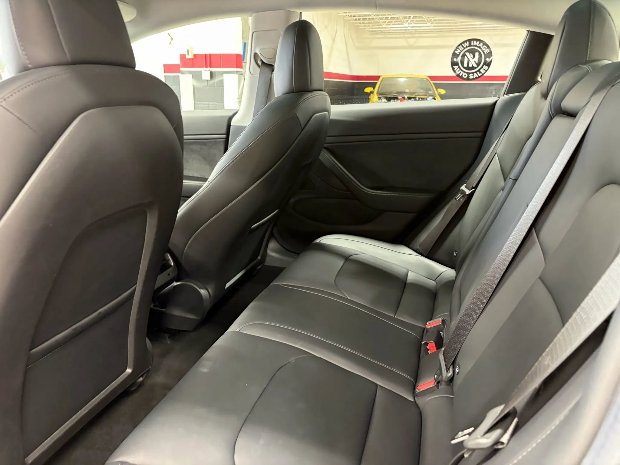 Used 2018 Tesla Model 3 Mid Range image 21