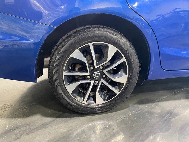 Used 2015 Honda Civic EX image 10