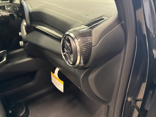 New 2026 Chevrolet Equinox LT w/ Convenience Package II image 25