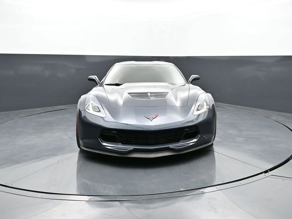 Used 2019 Chevrolet Corvette Z06 RWD image 2