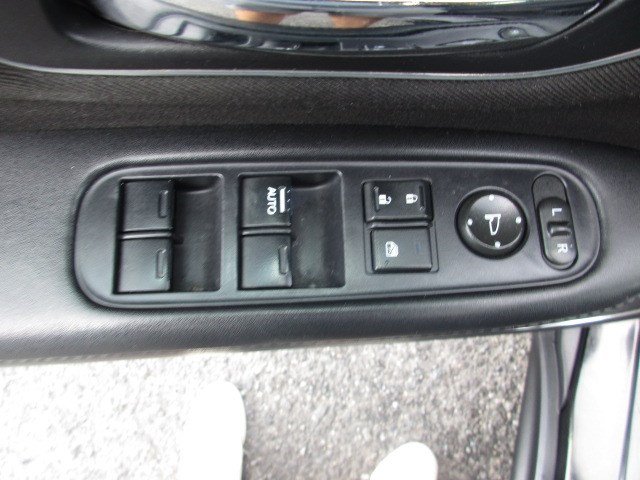 Used 2016 Honda HR-V EX image 15