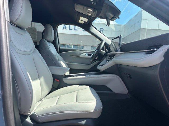 New 2027 Ford Explorer Active w/ Active Comfort Package RWD image 16