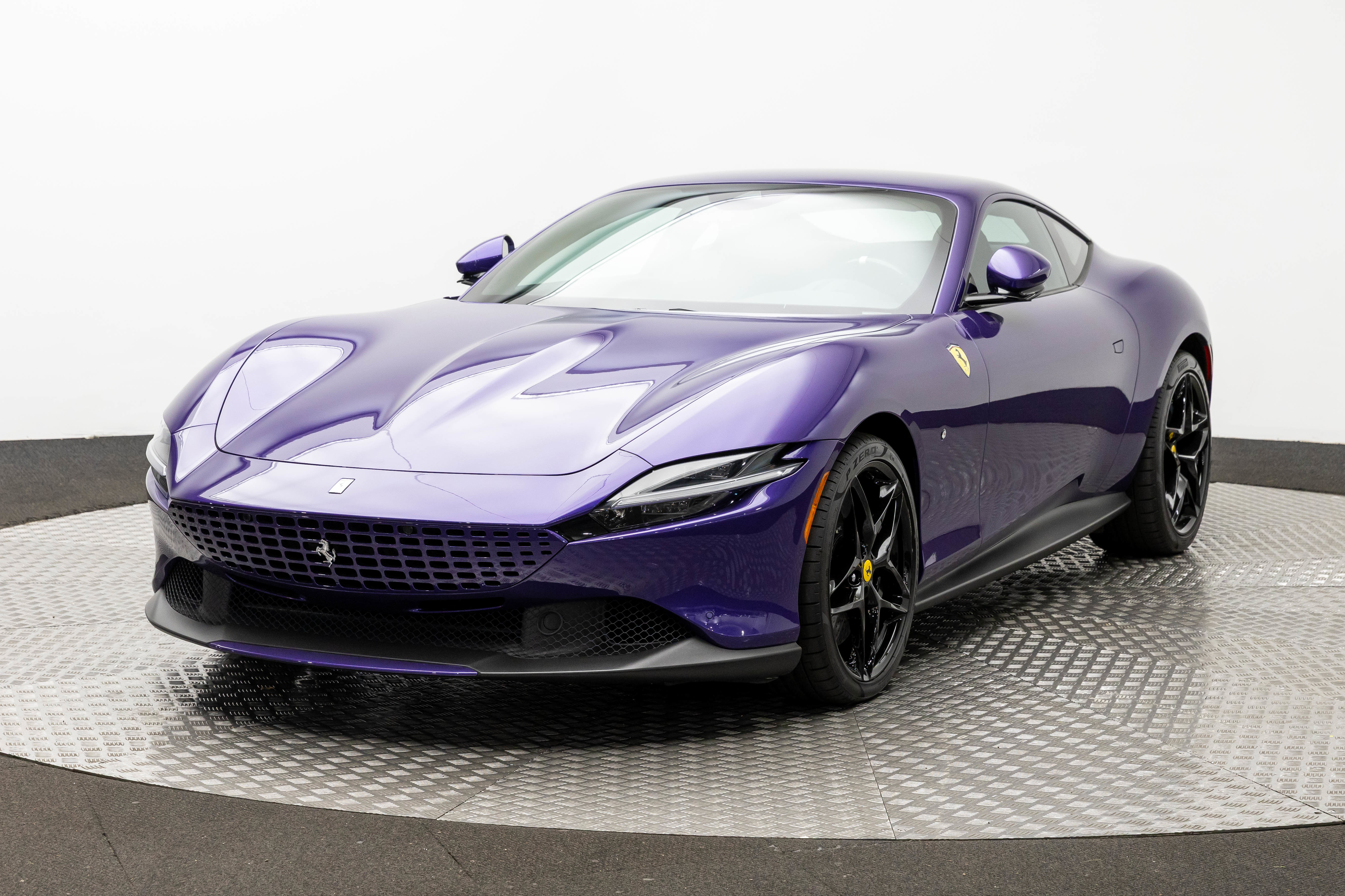 Used 2024 Ferrari Roma RWD image 1