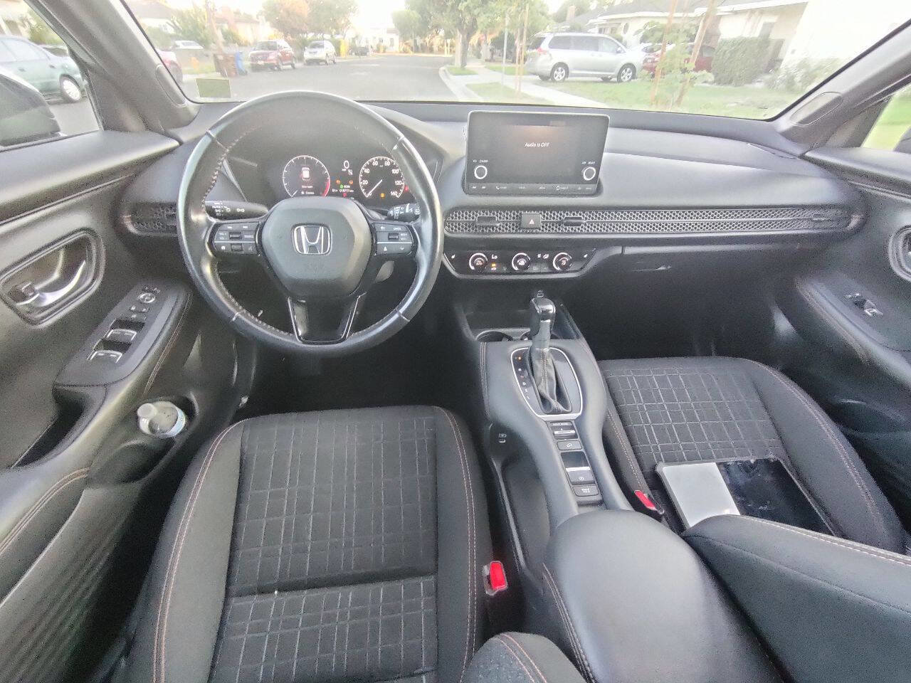 Used 2024 Honda HR-V Sport image 27