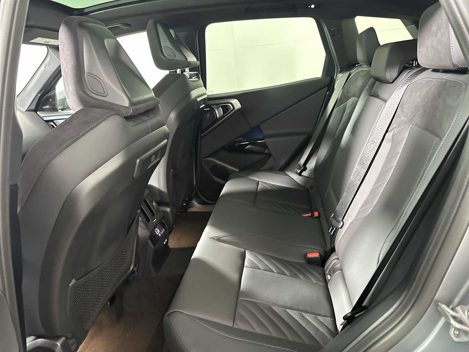 New 2026 BMW X3 xDrive30i AWD/4WD image 19