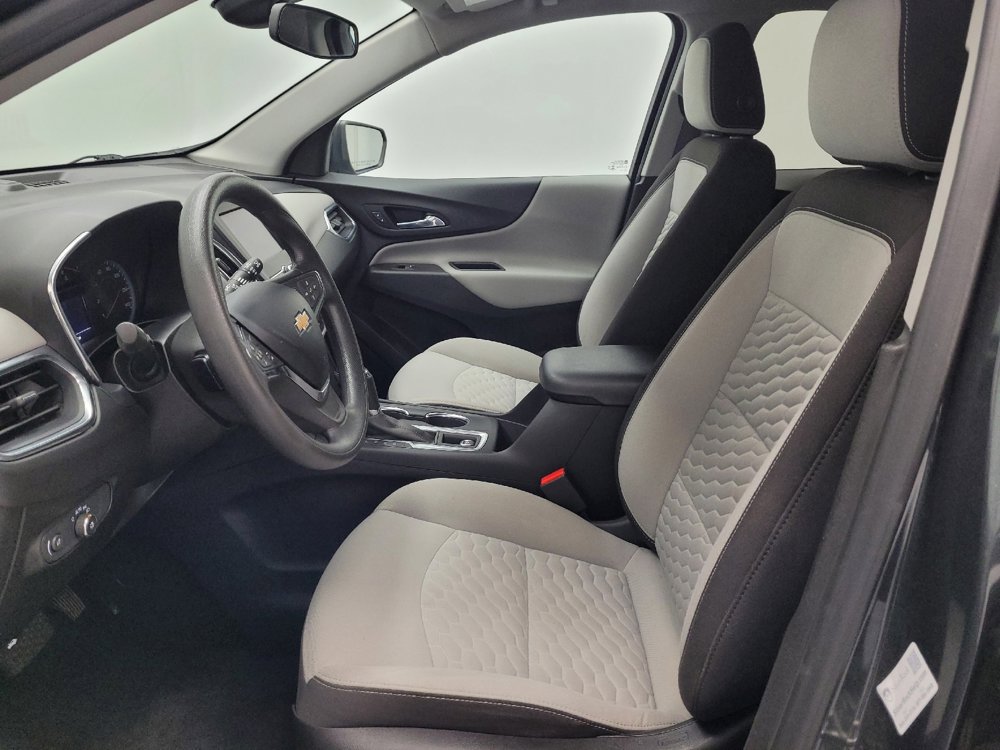 Used 2021 Chevrolet Equinox LS image 17