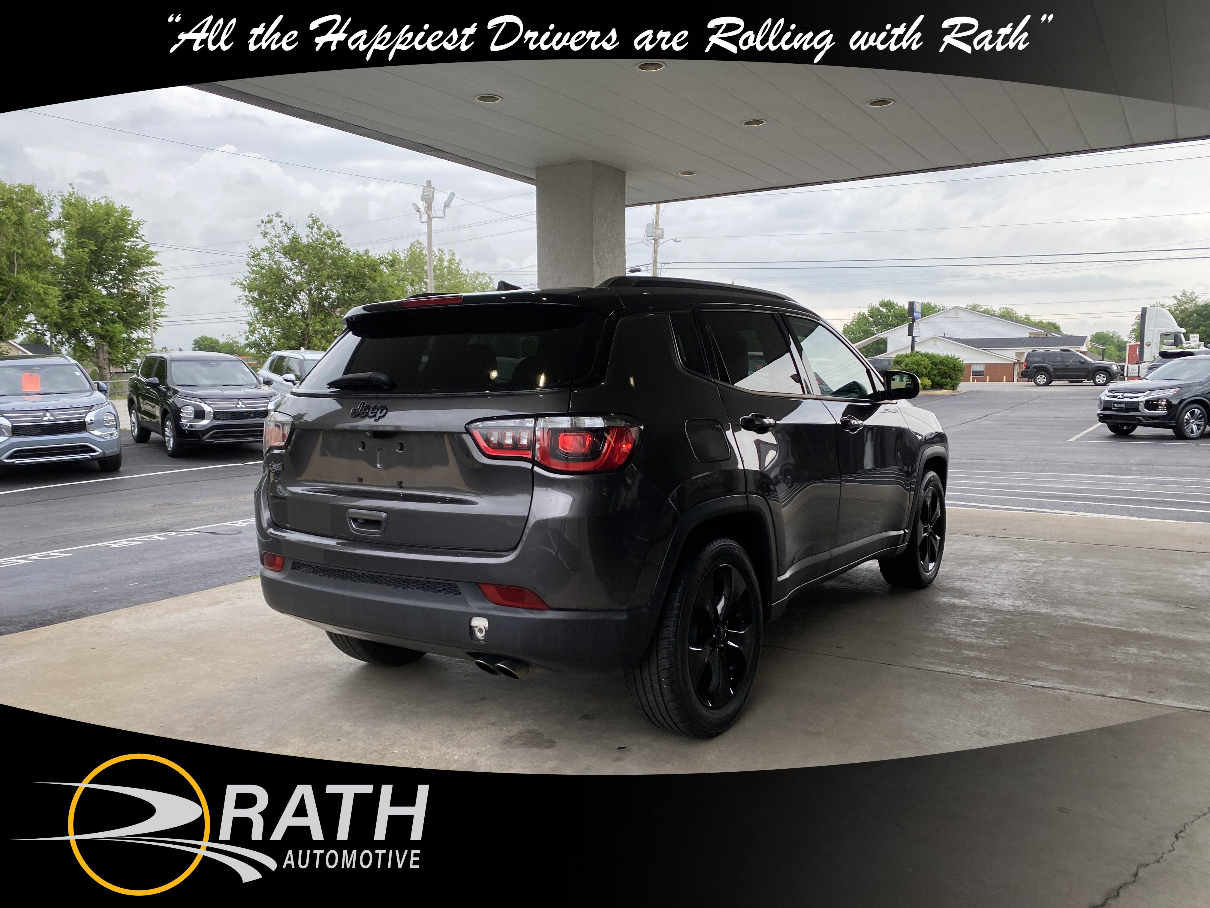 Used 2019 Jeep Compass Latitude FWD image 6