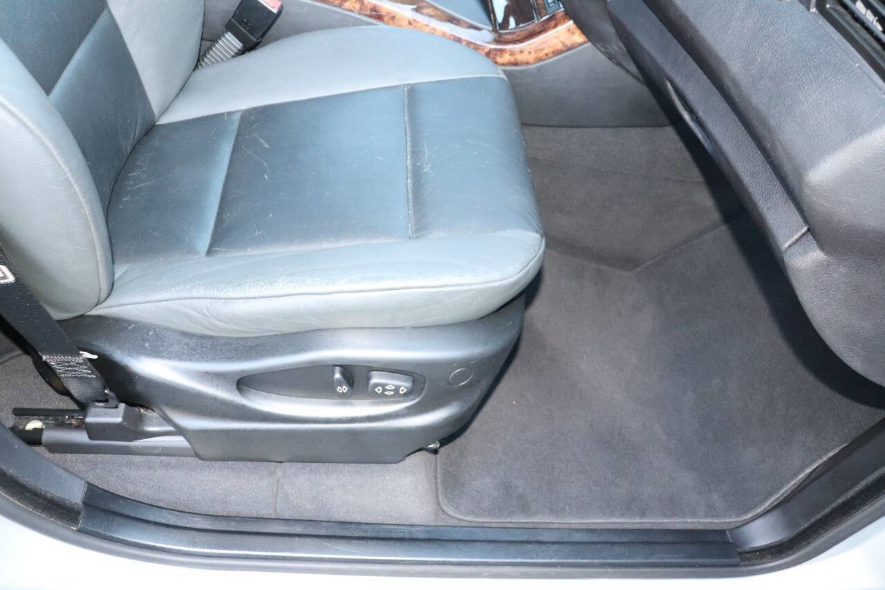 Used 2002 BMW X5 3.0i image 36