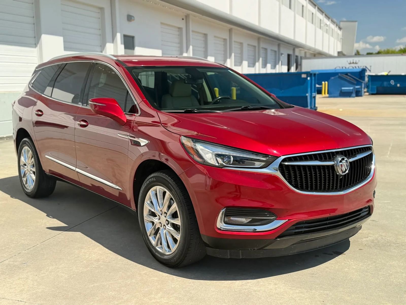 Used 2020 Buick Enclave Essence w/ Sound and Sites Package FWD image 4