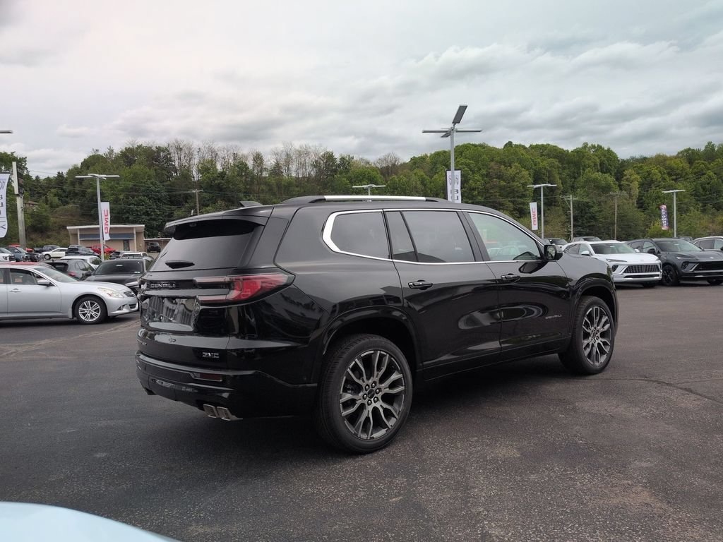 New 2026 GMC Acadia Denali Ultimate w/ LPO, Floor Liner Package AWD/4WD image 5