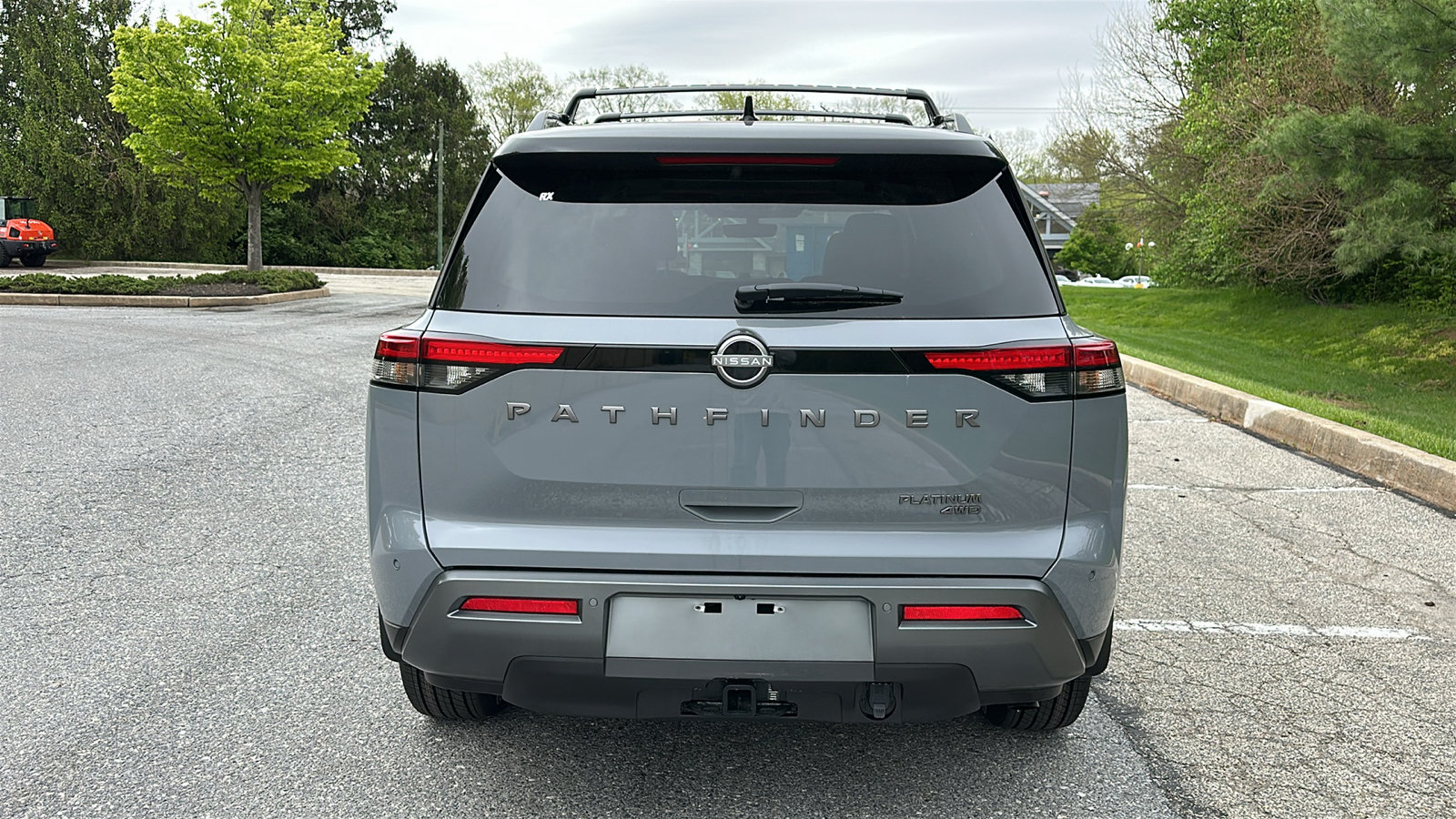 New 2026 Nissan Pathfinder Platinum AWD/4WD image 4