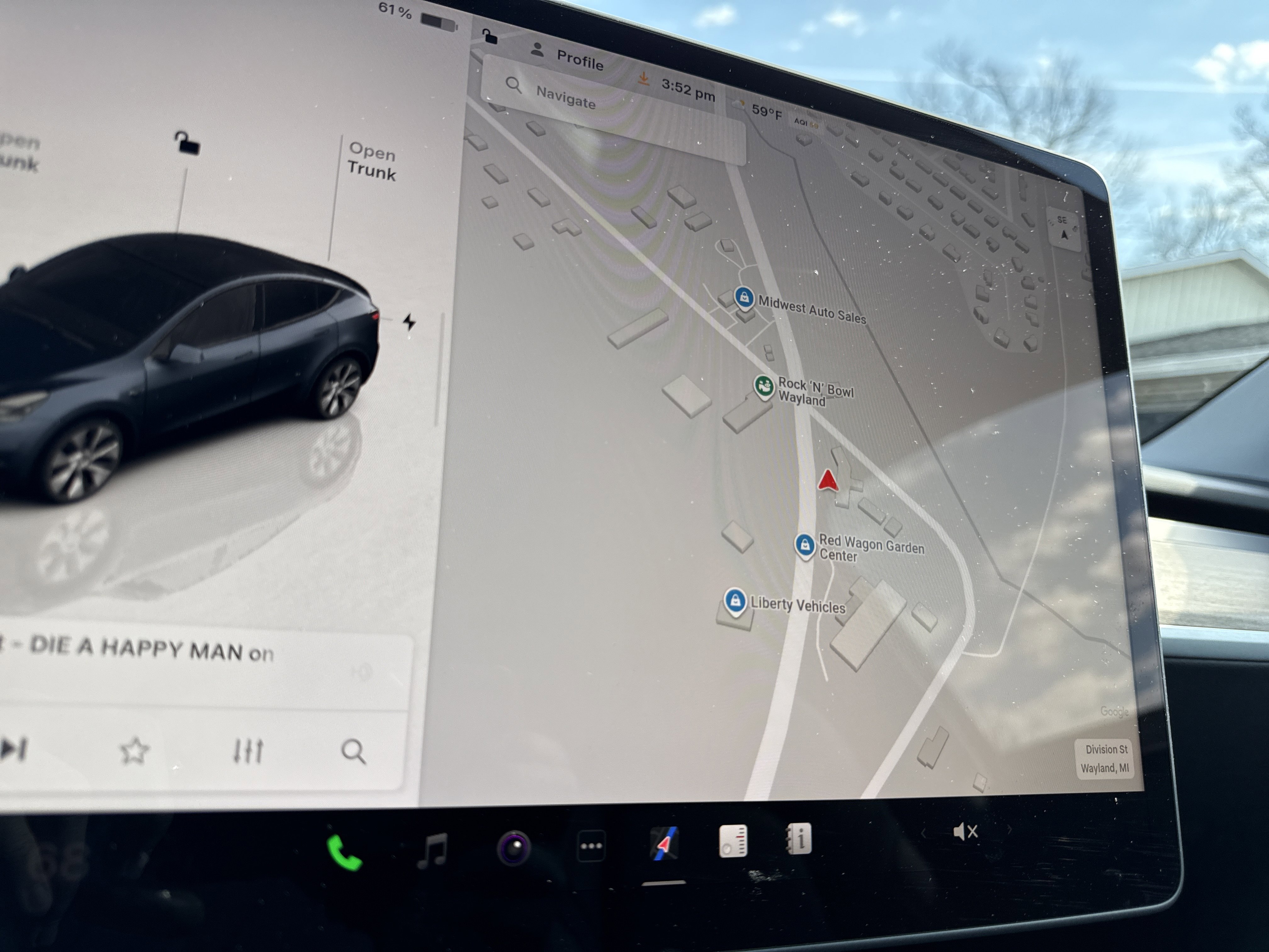 Used 2024 Tesla Model Y Long Range image 3