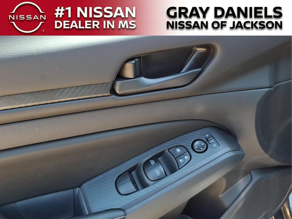 New 2026 Nissan Altima 2.5 SV FWD image 10