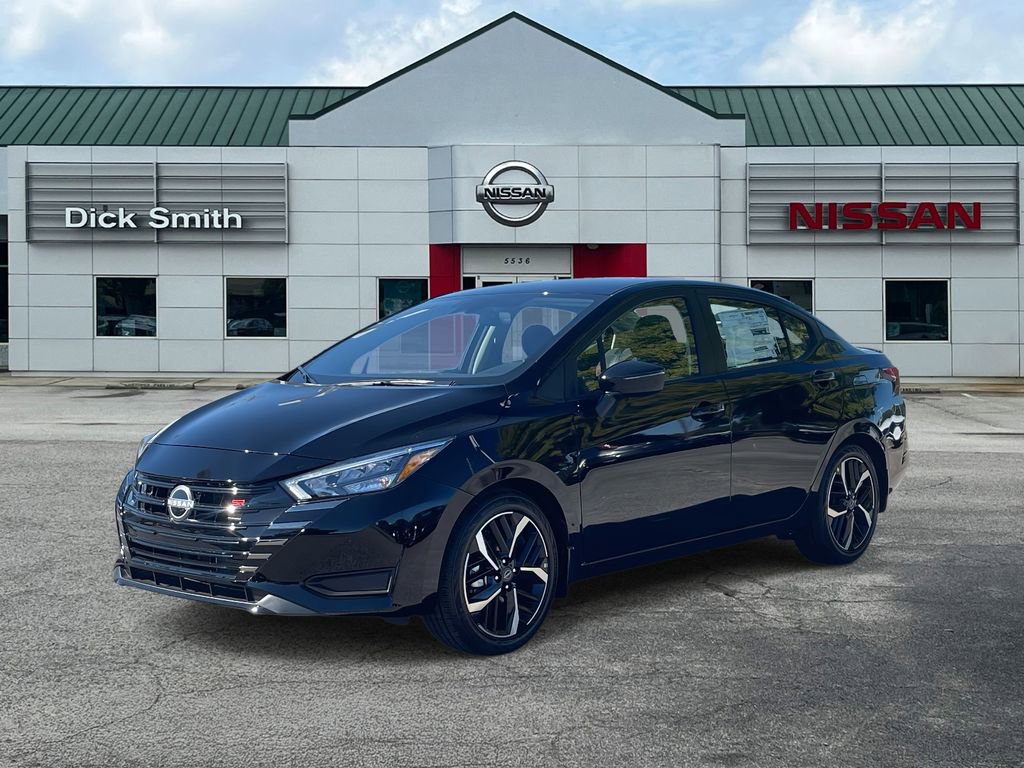 New 2025 Nissan Versa SR w/ Trunk Package image 3