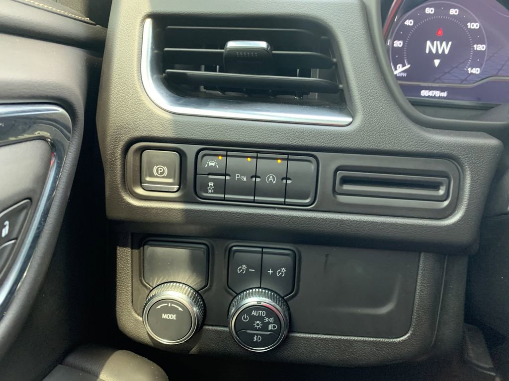 Used 2023 GMC Yukon XL SLT RWD image 24