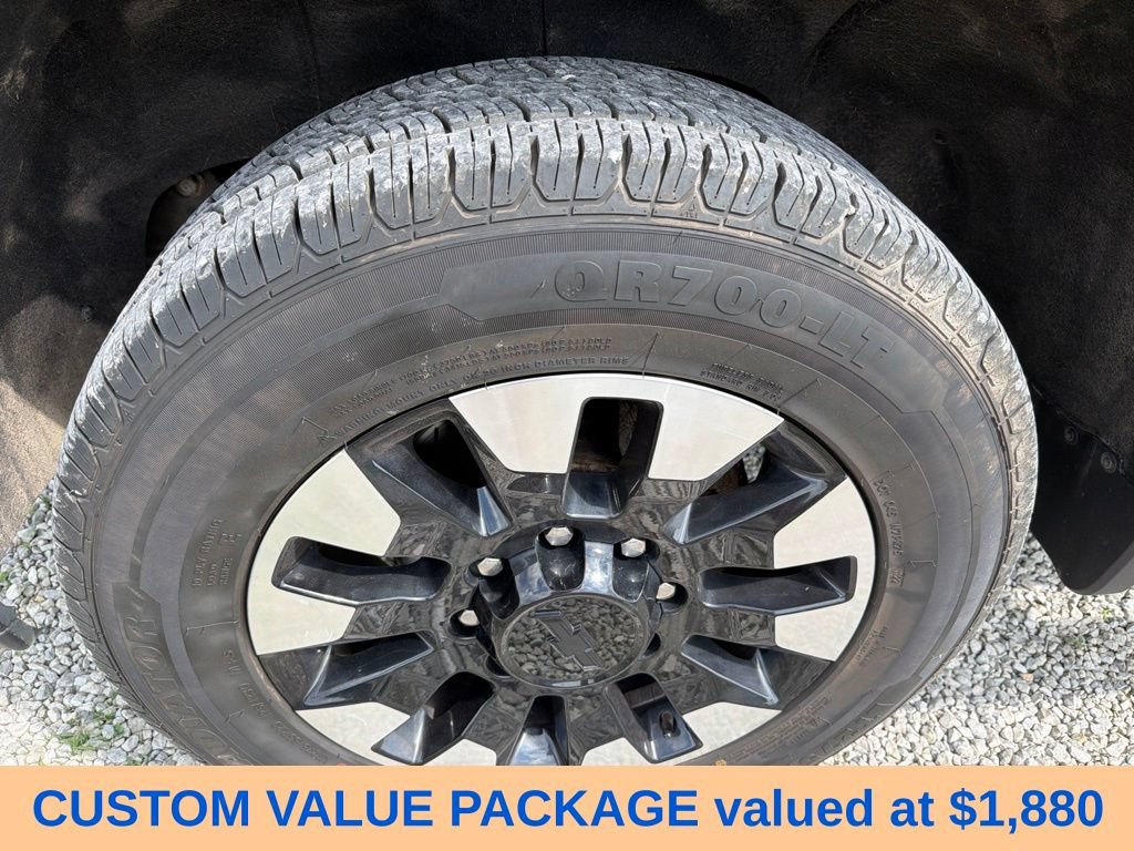 Used 2020 Chevrolet Silverado 2500 Custom w/ Custom Value Package AWD/4WD image 2