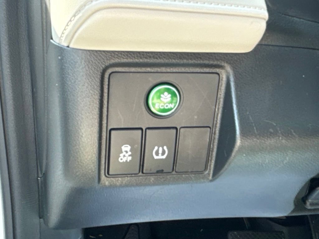 Certified 2021 Honda HR-V LX image 18