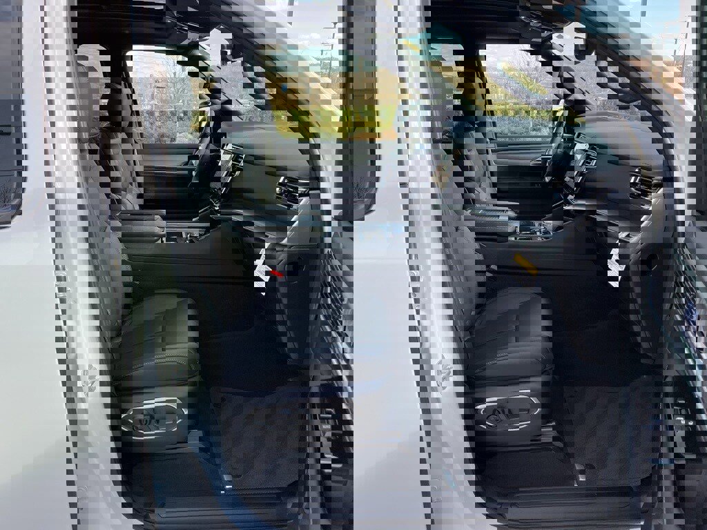 New 2026 Jeep Grand Wagoneer L Limited image 30