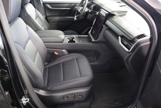 Used 2024 GMC Acadia Elevation w/ Luxury Package image 25