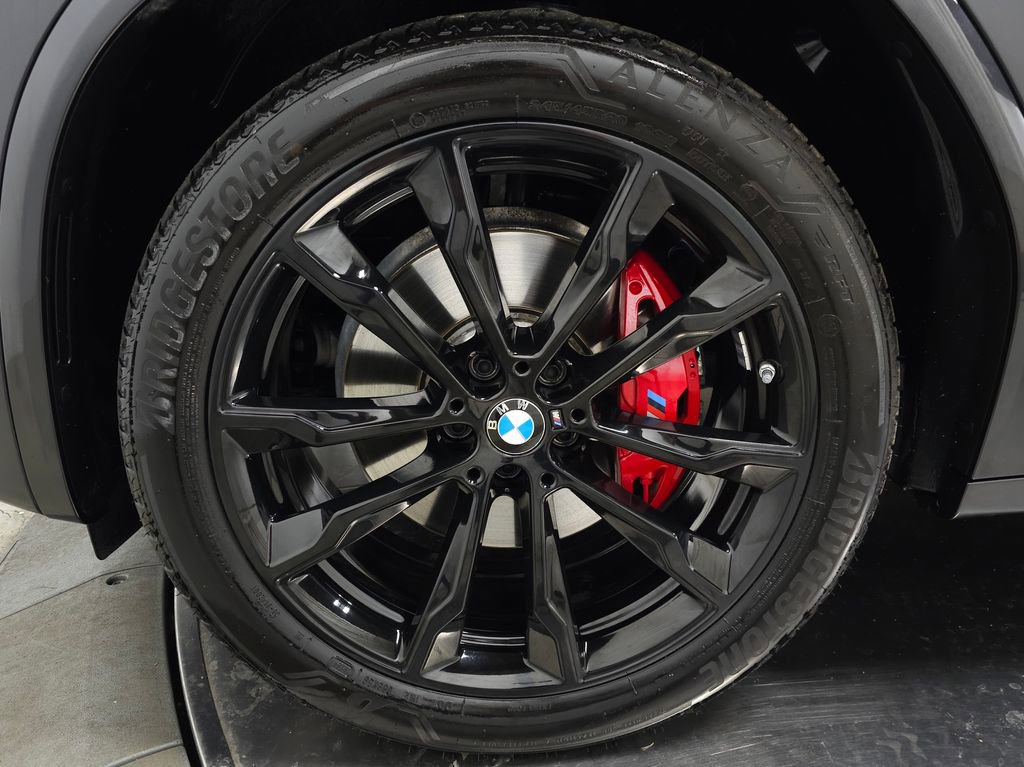 Used 2025 BMW X4 M40i w/ Shadowloine Package AWD/4WD image 14