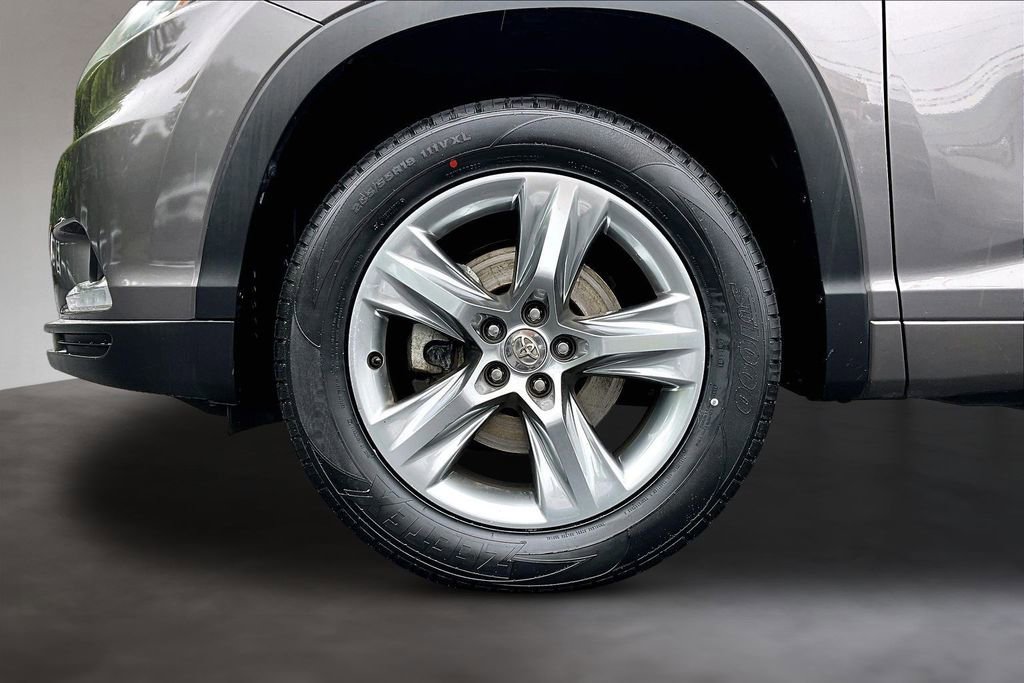 Used 2015 Toyota Highlander Limited FWD image 9