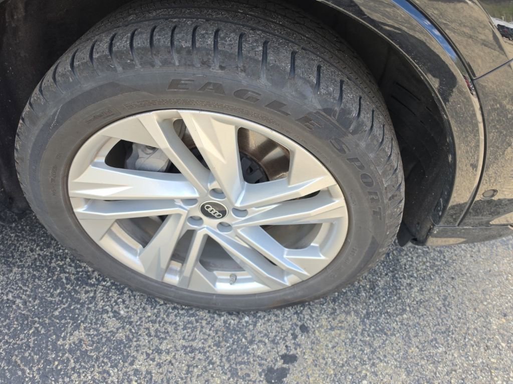 Used 2023 Audi Q7 3.0T Premium Plus image 11