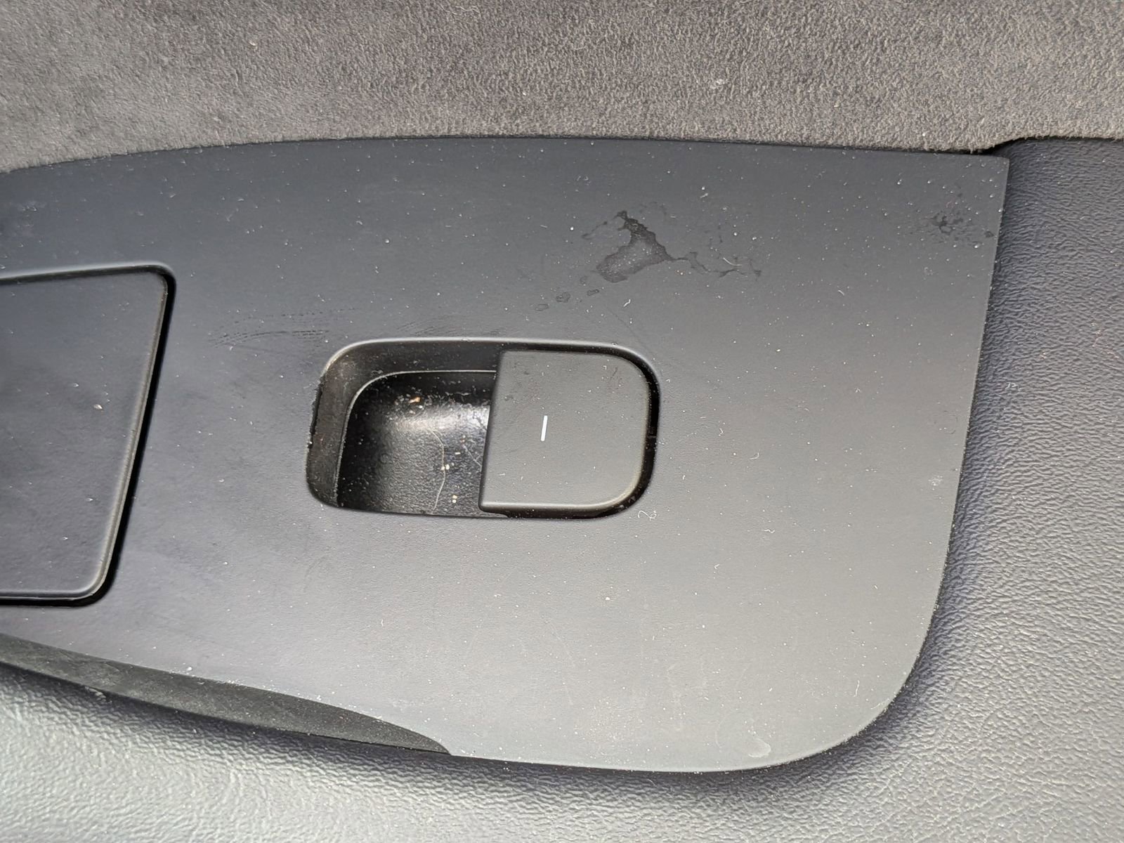 Used 2023 Tesla Model 3 Standard Range image 36
