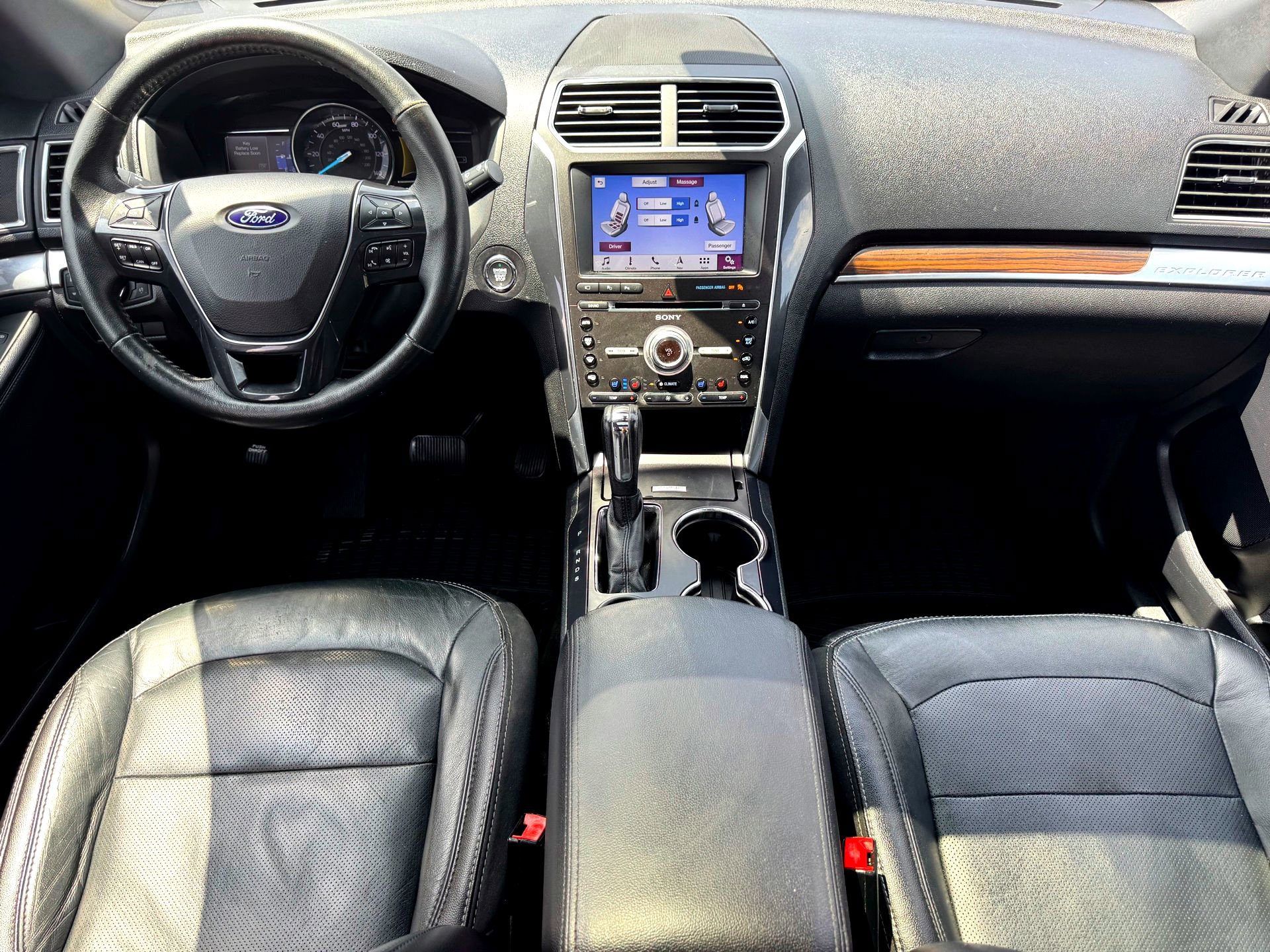 Used 2017 Ford Explorer Limited w/ Equipment Group 301A FWD image 23