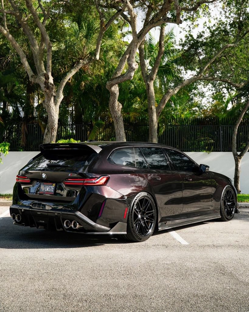 Used 2026 BMW M5 Touring AWD/4WD image 7
