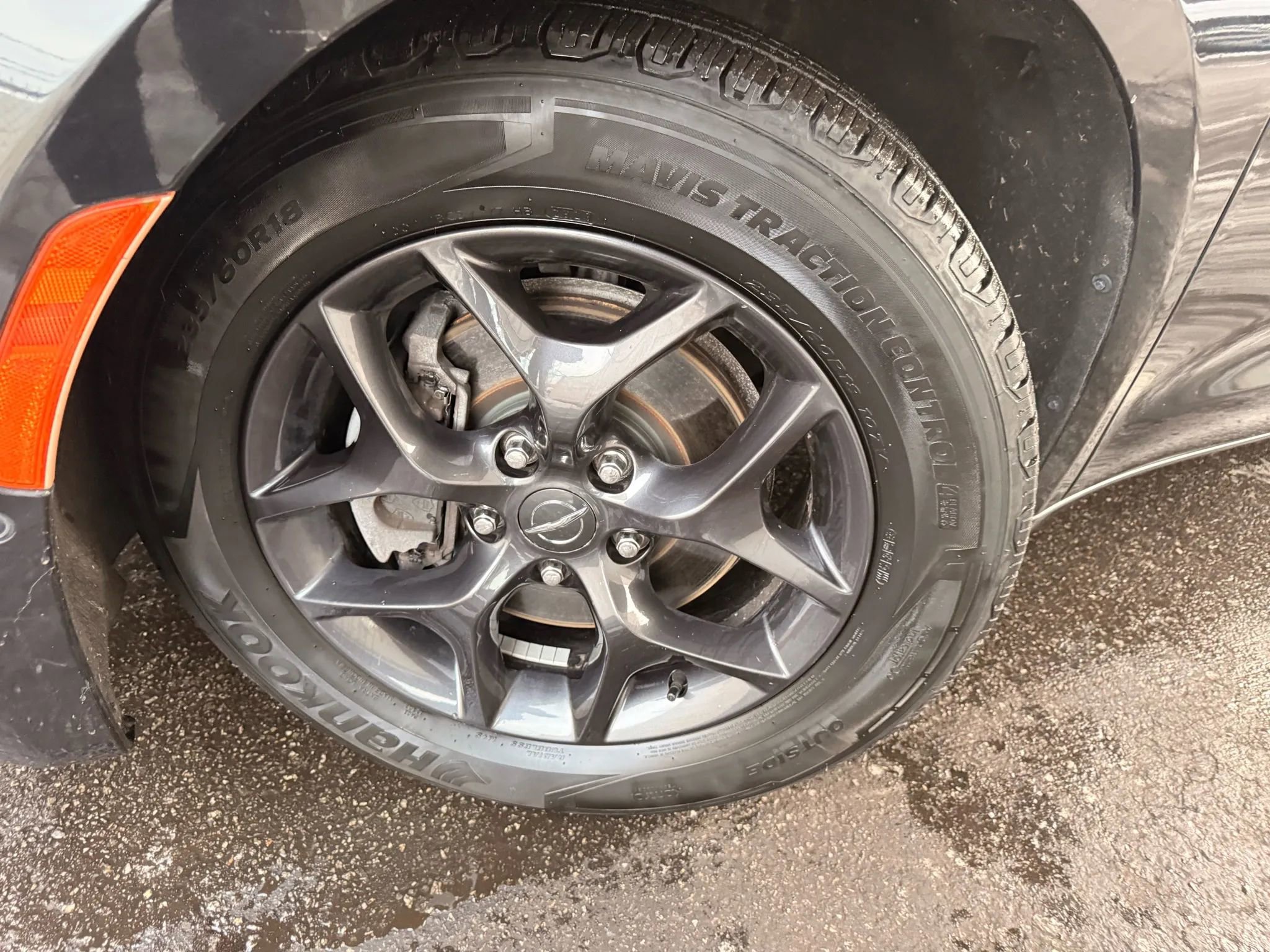 Used 2020 Chrysler Pacifica Limited w/ Advanced Safetytec Group image 37