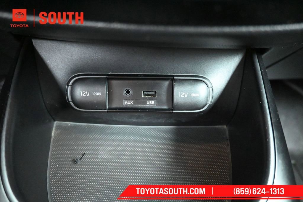 Used 2014 Kia Soul FWD image 16