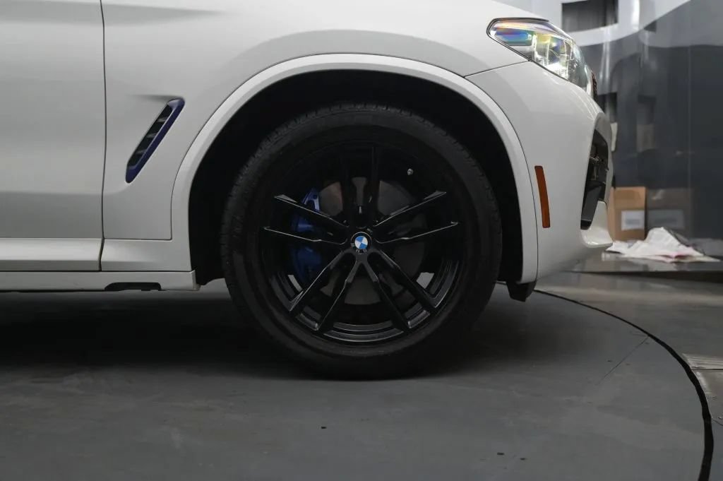 Used 2021 BMW X4 M40i w/ Premium Package AWD/4WD image 17