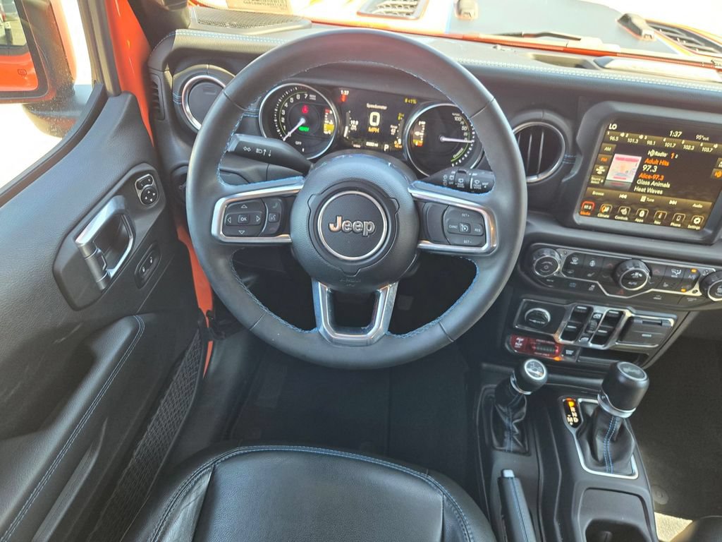 Used 2023 Jeep Wrangler Unlimited Rubicon 4xe w/ Cold Weather Group AWD/4WD image 13
