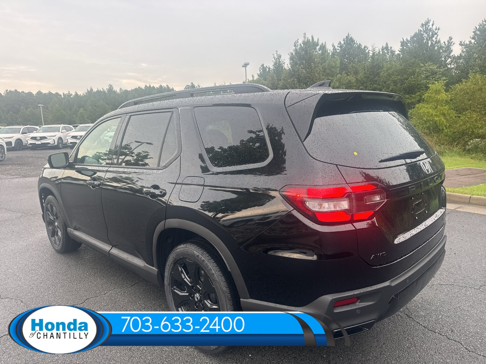 New 2026 Honda Pilot Black Edition image 5